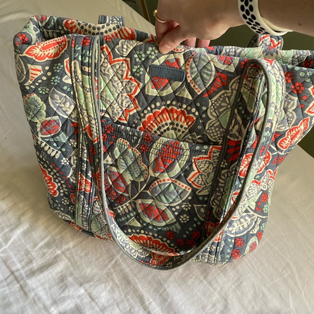 Vera Bradley hobo/laptop bag - Picture 4 of 4
